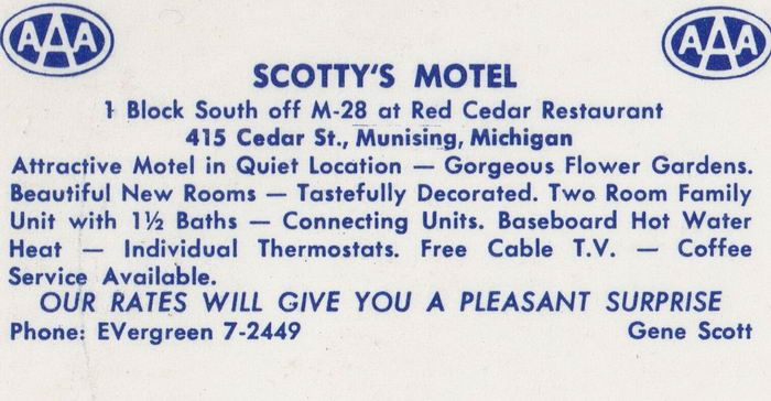 Scottys Motel - Old Postcard Photo (newer photo)